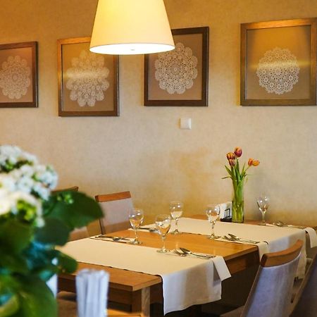 Hotel Antek Zlinice Eksteriør bilde