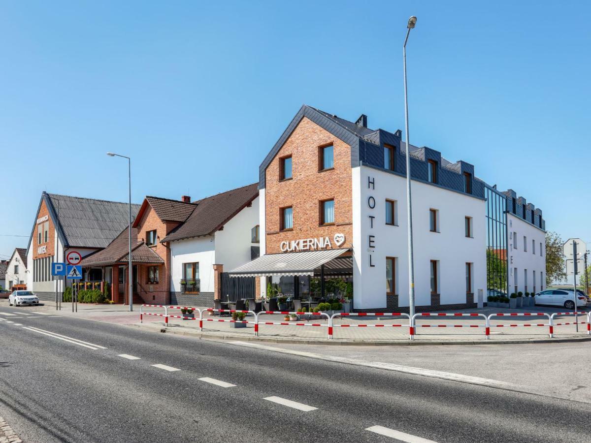 Hotel Antek Zlinice Eksteriør bilde